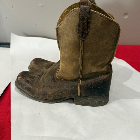 Ariat Kids Brown and Tan Boots - Picture 3 of 6